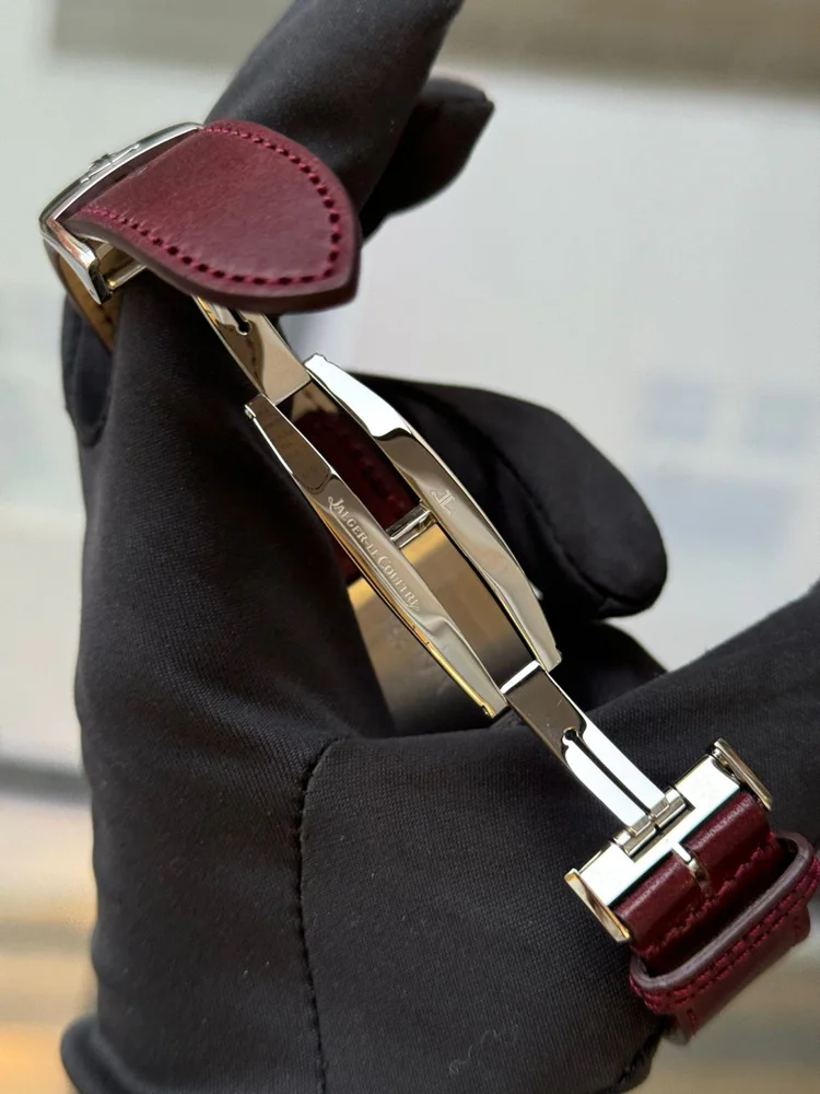 Jaeger-LeCoultre Reverso Tribute Small Seconds 214.8.62